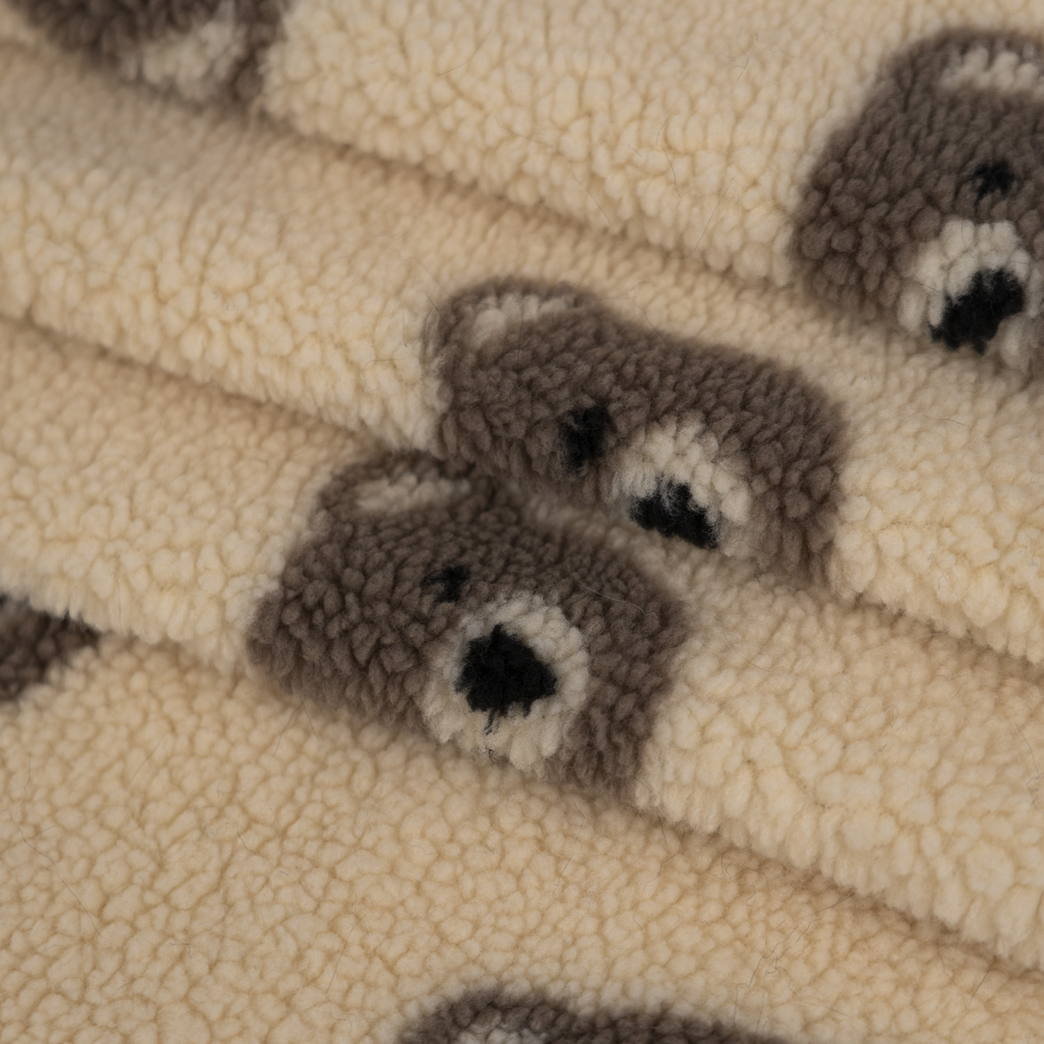 Cute Bear Motif Jacquard Lamb Wool Fur 