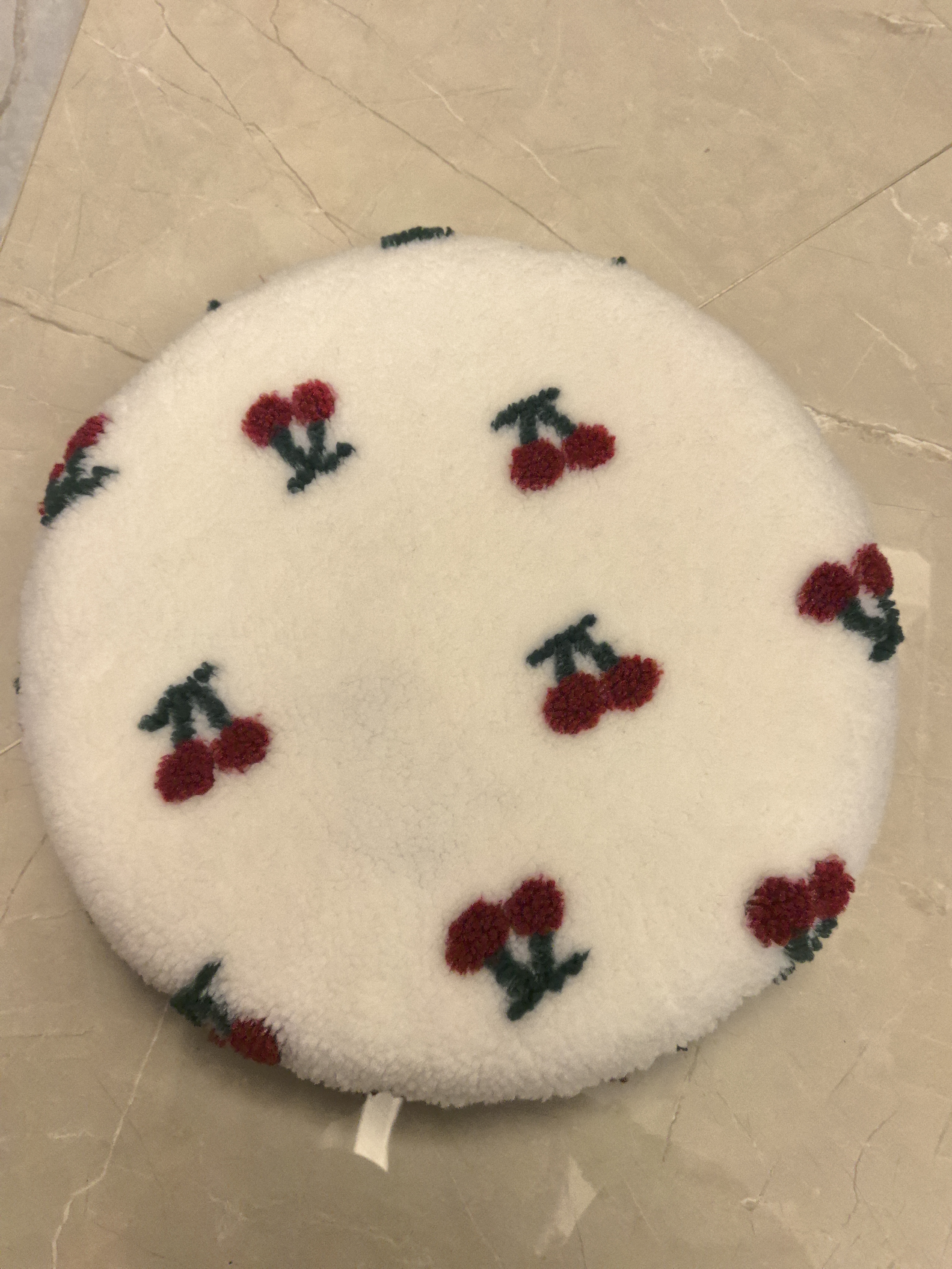 Luxurious Cherry Jacquard Lamb Faux Fur Inner with Memory Foam Seat