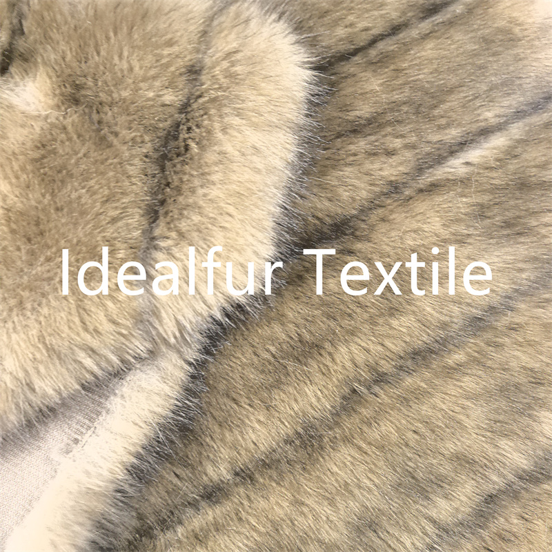 870gsm Smoky Brown Cloud Check No Fading Fox Fur for Fashion Apparel