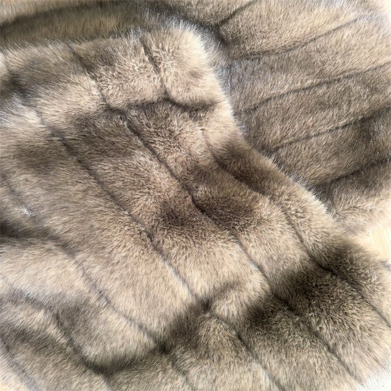 870gsm Smoky Brown Cloud Check No Fading Fox Fur for Fashion Apparel