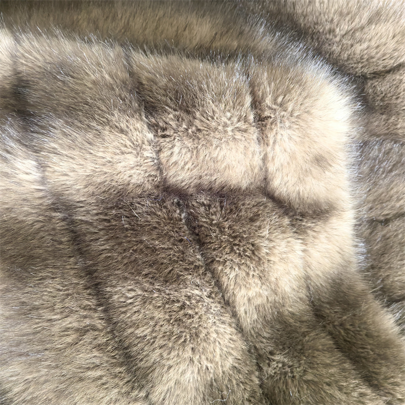 870gsm Smoky Brown Cloud Check No Fading Fox Fur for Fashion Apparel