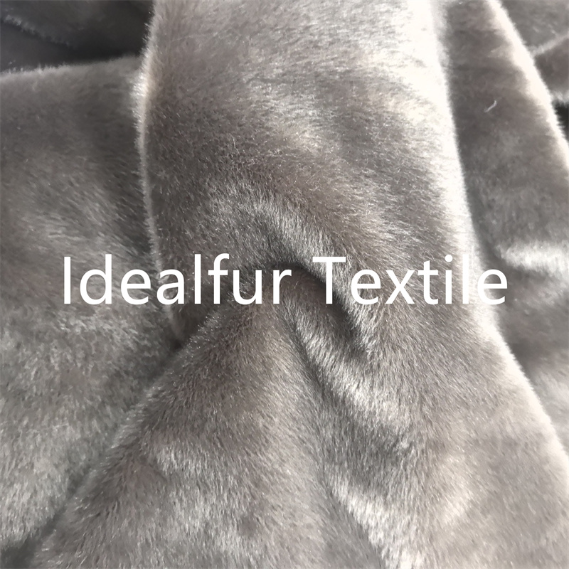  Luxury Short Pile Mink Faux Fur Fabric for Garment